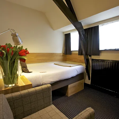 Catalonia Vondel فندق 4*