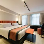 Catalonia Vondel Hotel