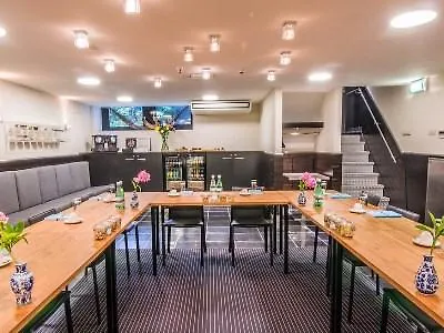 Catalonia Vondel מלון 4*