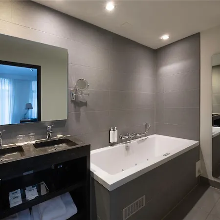 Hotel Catalonia Vondel 4*