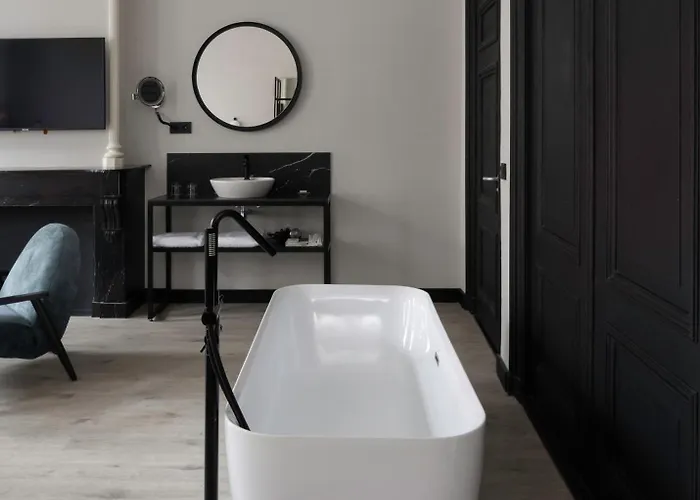 Catalonia Vondel 4* Амстердам