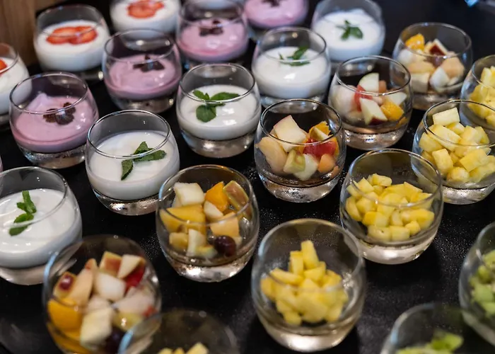 Catalonia Vondel Отель Амстердам