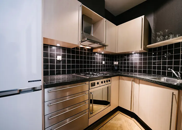 Отель Catalonia Vondel