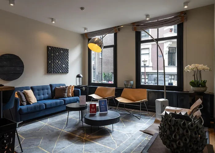 Catalonia Vondel Hotel 4*